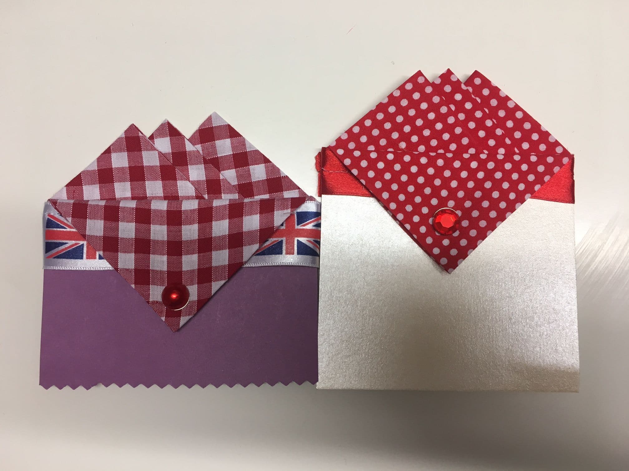 Gift Set Of Two Hankies Red